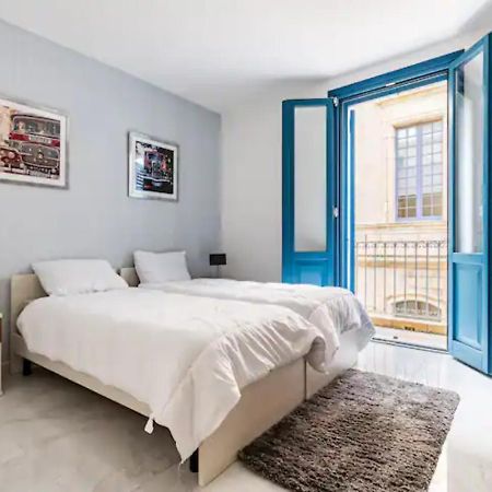 Sea View Luxury Apartment Brand New In 발레타 외부 사진