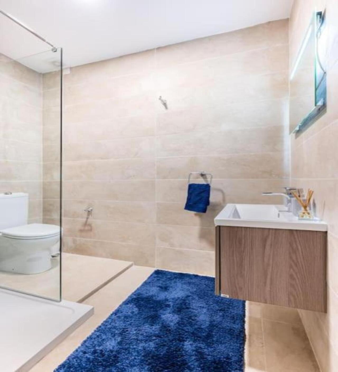 Sea View Luxury Apartment Brand New In 발레타 외부 사진